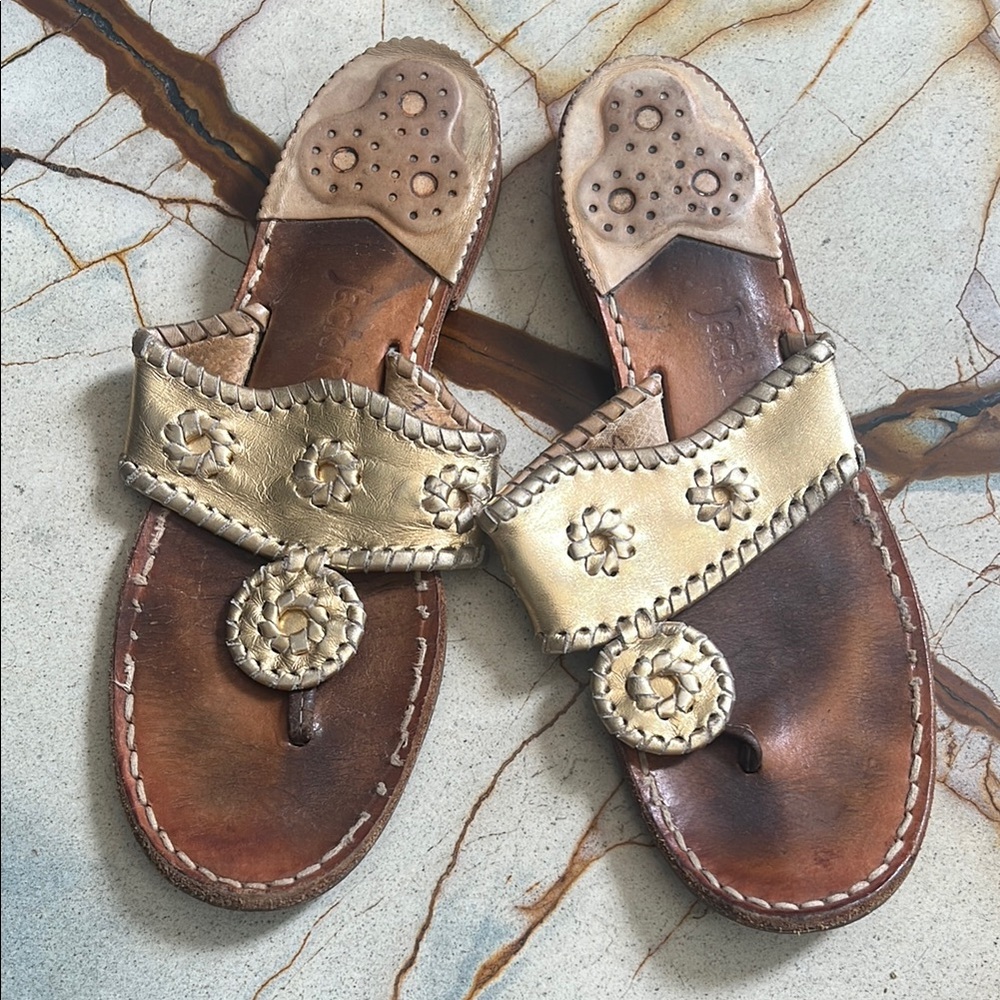 Jack Rogers Gold Classic Leather Sandals - Size 7.5 - Picture 2 of 4